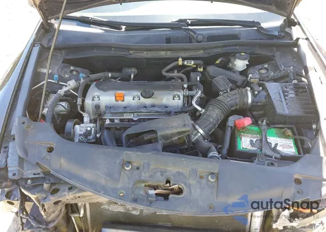 2010 Honda Accord 2.4 Lx-P z USA, uszkodzony, nr VIN 1HGCP2F44AA146333